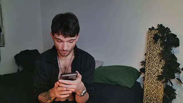 JackDesFeux online show from November 26, 2025, 5:30 am