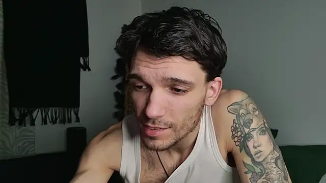 JackDesFeux online show from February 11, 2026, 4:39 am