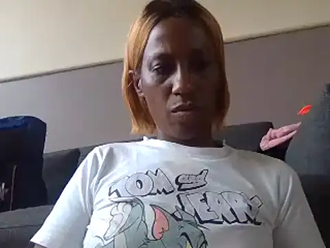 Snapshot of AfricanPrincesss2 chatting on January 8, 2025, 1:41 pm AfricanPrincesss2 online show from January 8, 2025, 1:41 pm