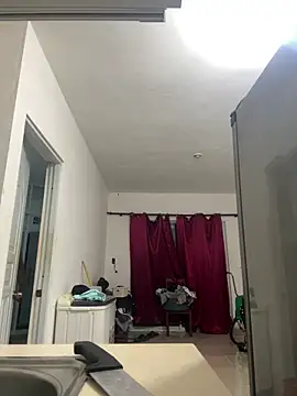luismanuel 1998 online show from March 15, 2026, 1:22 am