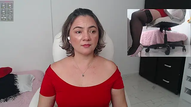 ana milf online show from December 3, 2024, 3:00 pm