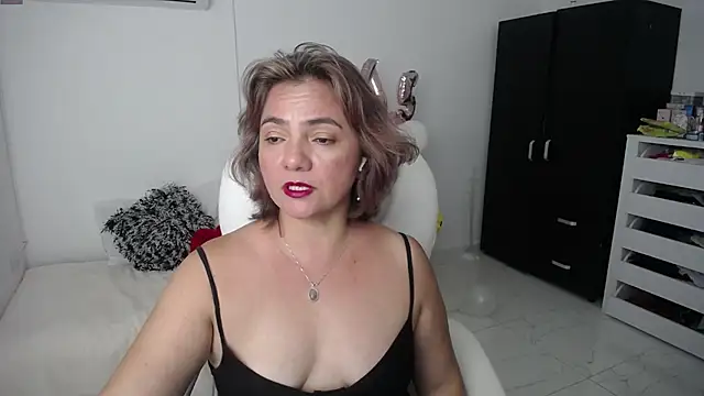 ana milf online show from January 19, 2025, 2:15 am
