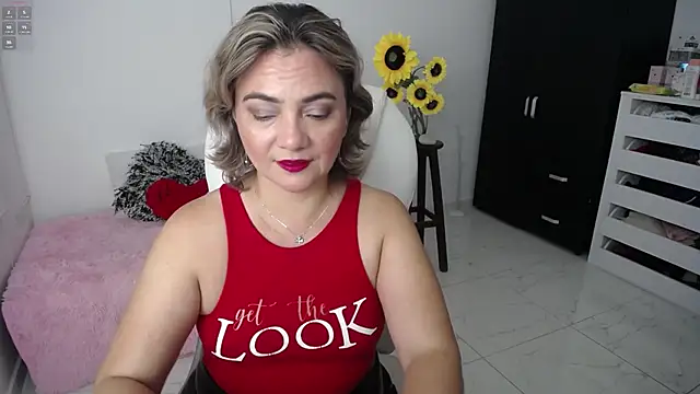 ana milf online show from February 14, 2025, 11:10 am