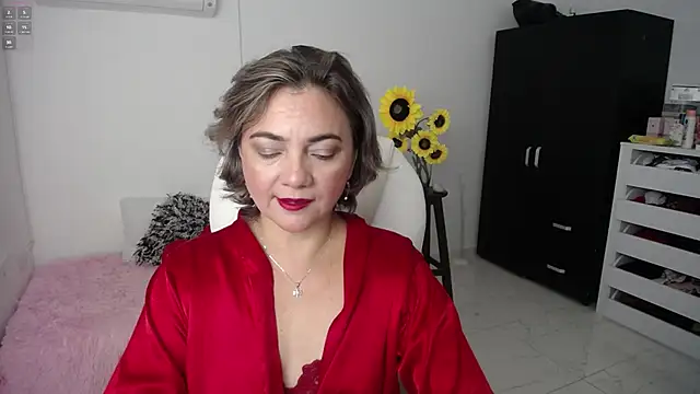 ana milf online show from February 16, 2025, 11:05 am