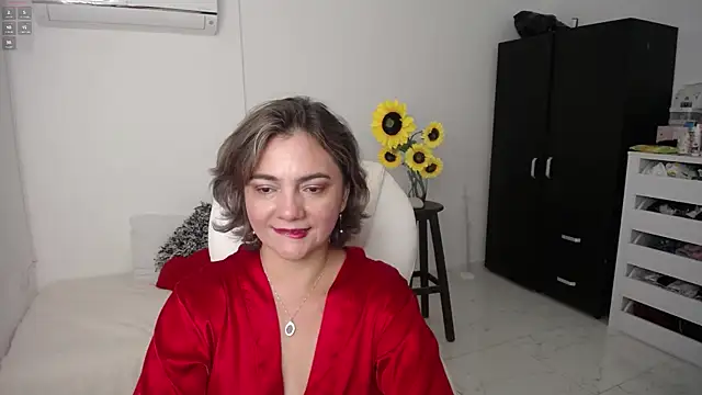 ana milf online show from March 4, 2025, 3:04 pm