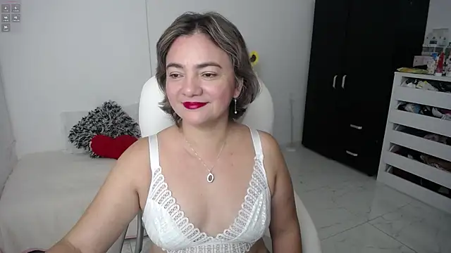 ana milf online show from March 5, 2025, 10:44 am