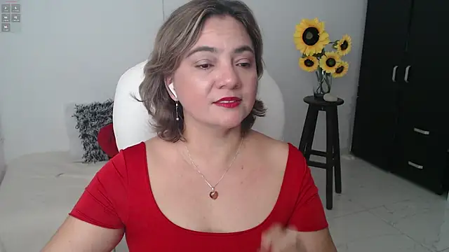 ana milf online show from March 20, 2025, 1:26 pm