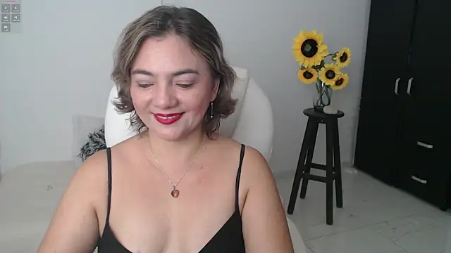 ana milf online show from March 21, 2025, 12:50 pm