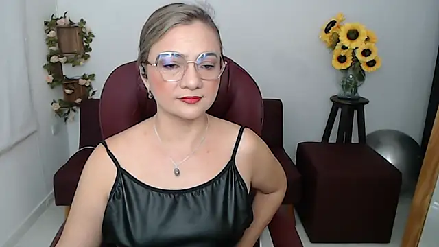ana milf online show from May 13, 2026, 1:19 pm