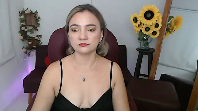 ana milf online show from June 11, 2026, 2:37 pm