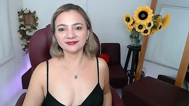 ana milf online show from June 25, 2026, 12:53 pm