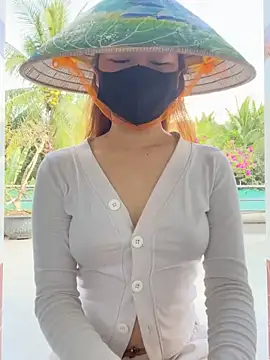 BabyThree  online show from March 3, 2026, 8:31 am