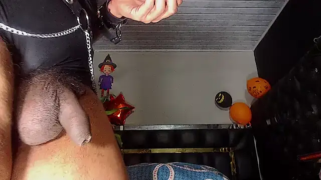 Kitie Petarda online show from November 12, 2025, 10:41 pm