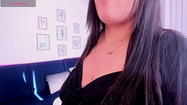serenna se online show from December 31, 2024, 12:46 pm