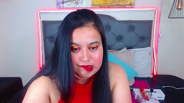 Snapshot of mia_xx1 chatting on December 6, 2024, 4:25 am mia xx1 online show from December 6, 2024, 4:25 am