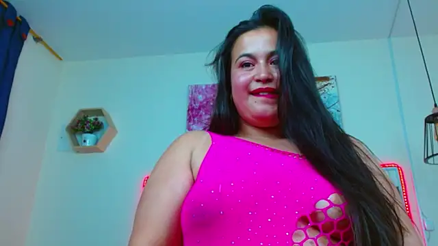 Snapshot of mia_xx1 chatting on January 10, 2025, 2:35 am mia xx1 online show from January 10, 2025, 2:35 am