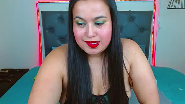 Snapshot of mia_xx1 chatting on January 15, 2025, 4:15 am mia xx1 online show from January 15, 2025, 4:15 am