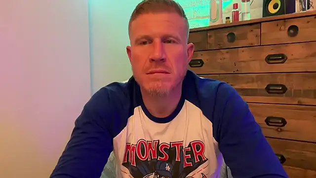 JeffJocc online show from October 26, 2025, 3:56 am