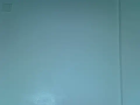 laetitia  online show from October 1, 2025, 6:47 pm