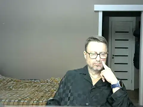HarrySnake online show from January 19, 2025, 8:51 pm