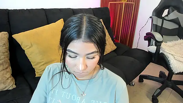 Zayda 1 online show from September 29, 2025, 7:40 pm