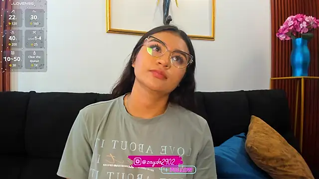 Zayda 1 online show from November 11, 2025, 6:08 pm