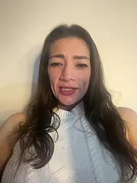 Snapshot of Yulia_sx chatting on February 27, 2025, 4:41 am Yulia sx online show from February 27, 2025, 4:41 am