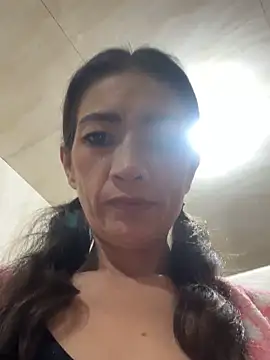 Snapshot of Yulia_sx chatting on March 9, 2025, 2:50 am Yulia sx online show from March 9, 2025, 2:50 am