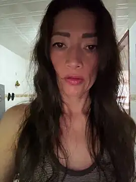 Snapshot of Yulia_sx chatting on February 13, 2026, 9:11 pm Yulia sx online show from February 13, 2026, 9:11 pm