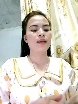NgocQuyen2K online show from February 8, 2025, 9:35 am
