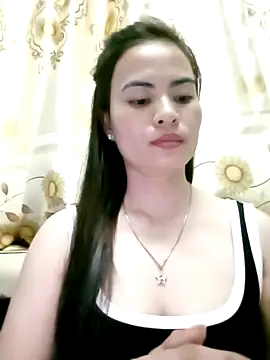NgocQuyen2K online show from February 16, 2025, 11:49 am