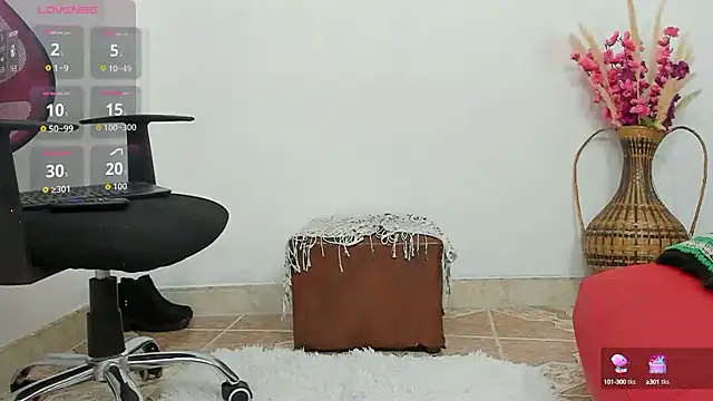 Snapshot of Latin_Mature975 chatting on September 19, 2025, 8:05 am Latin Mature975 online show from September 19, 2025, 8:05 am