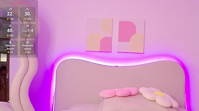 Snapshot of innocentlady_ chatting on September 27, 2025, 2:00 pm innocentlady online show from September 27, 2025, 2:00 pm