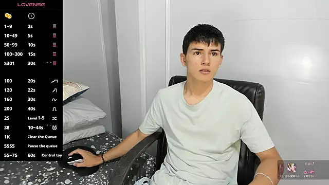 Jacobb Lee online show from December 17, 2024, 9:05 pm