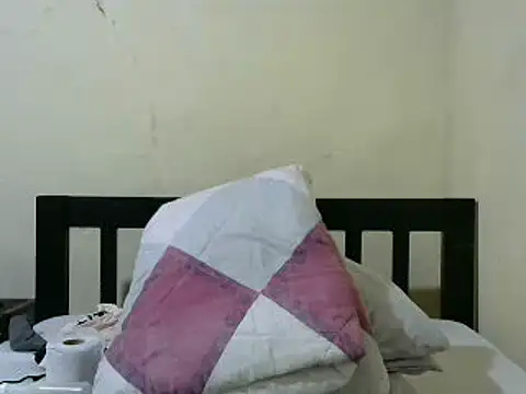 wetberrry online show from December 9, 2024, 4:26 pm