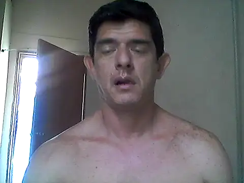 Snapshot of Marobronco chatting on December 14, 2025, 2:55 pm Marobronco online show from December 14, 2025, 2:55 pm