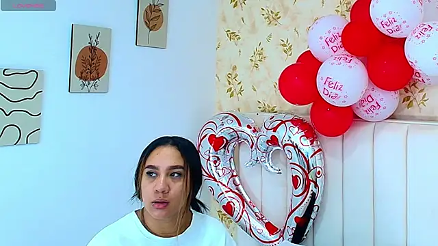 Sara Desire online show from February 17, 2025, 12:38 pm