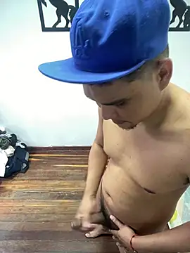 andersalesak05 online show from April 2, 2026, 6:16 pm