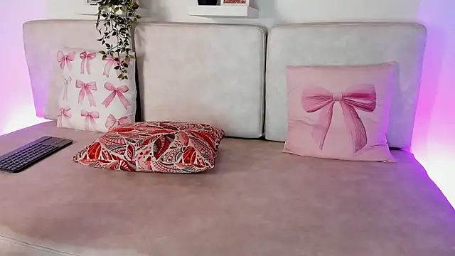 Malka Burning online show from February 18, 2025, 2:38 am