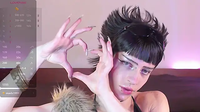 Snapshot of succubot chatting on September 8, 2025, 11:04 pm succubot online show from September 8, 2025, 11:04 pm