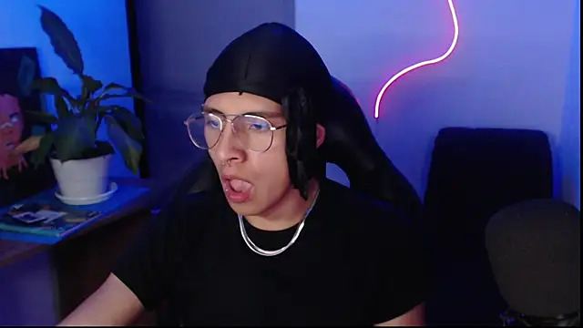 jay dimarco2 online show from January 13, 2026, 3:34 am