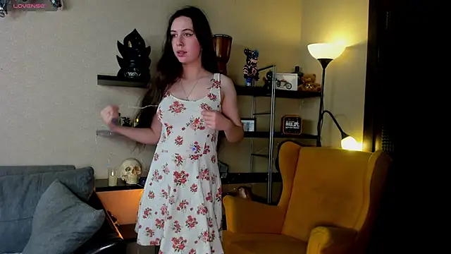 Snapshot of Kete_Moon chatting on January 15, 2025, 2:49 am Kete Moon online show from January 15, 2025, 2:49 am