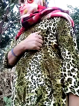 Hot-rubina online show from January 11, 2025, 11:23 am
