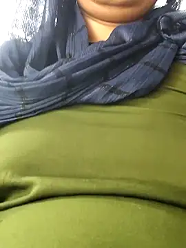 Snapshot of Hot-rubina chatting on October 23, 2025, 9:52 am Hot-rubina online show from October 23, 2025, 9:52 am