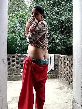 Snapshot of Hot-rubina chatting on October 29, 2025, 3:53 am Hot-rubina online show from October 29, 2025, 3:53 am