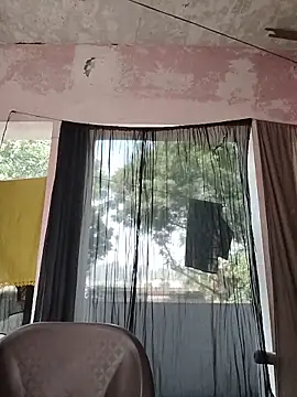 Hot-rubina online show from November 13, 2025, 4:33 am