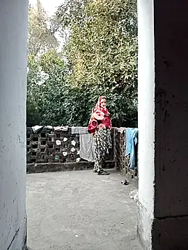 Hot-rubina online show from November 29, 2025, 2:14 am