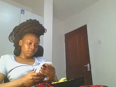  Becky002 online show from May 3, 2026, 7:14 am