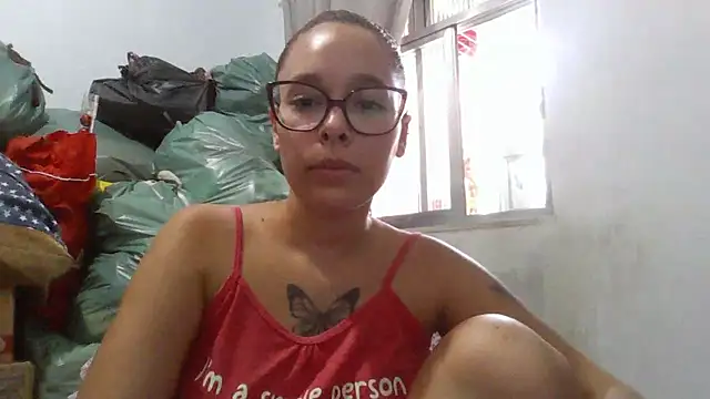 Snapshot of lizza_monroe chatting on December 9, 2024, 4:47 pm lizza monroe online show from December 9, 2024, 4:47 pm