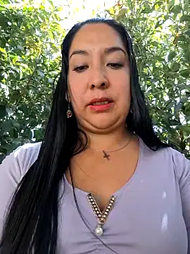 Bella keny online show from December 11, 2024, 3:37 pm